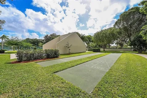 117 Gardens Drive Pompano Beach FL 33069