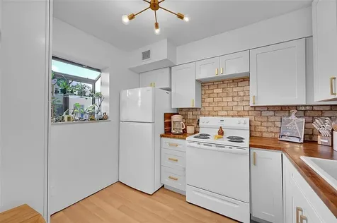 117 Gardens Drive Pompano Beach FL 33069