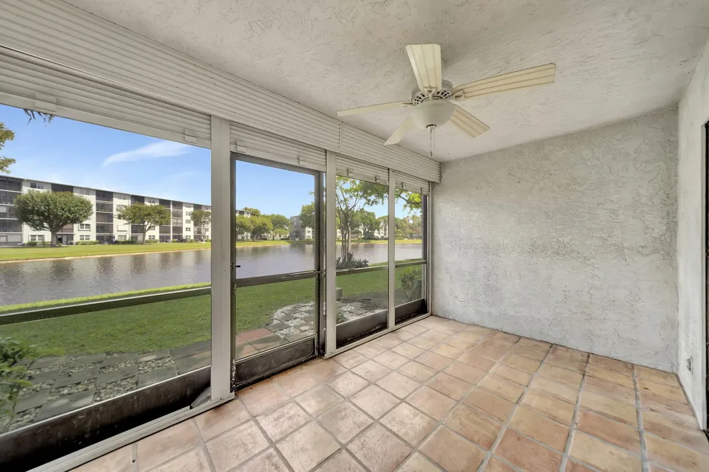2215 Cypress Island Drive Pompano Beach FL 33069