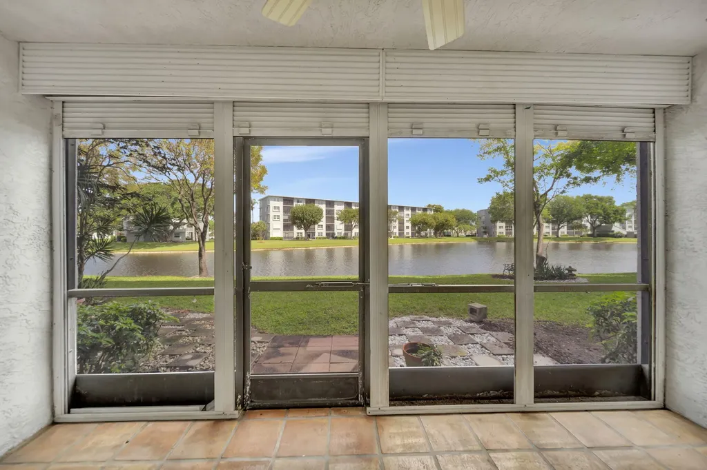 2215 Cypress Island Drive Pompano Beach FL 33069