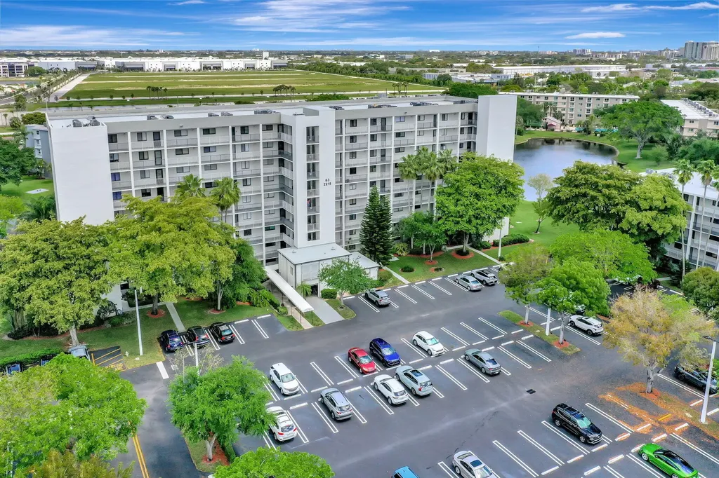 2215 Cypress Island Drive Pompano Beach FL 33069