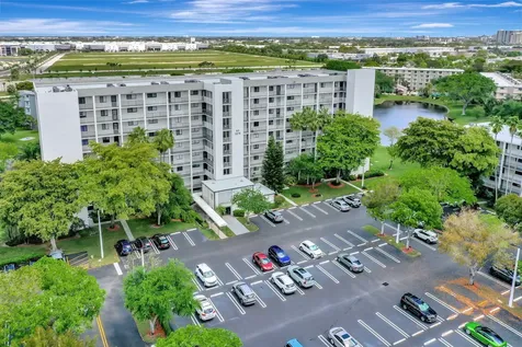 2215 Cypress Island Drive Pompano Beach FL 33069