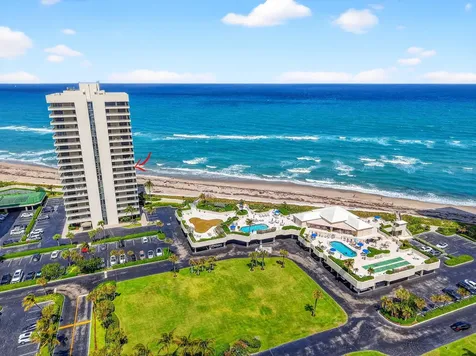 5540 N Ocean Drive Singer Island FL 33404