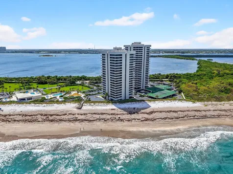 5540 N Ocean Drive Singer Island FL 33404