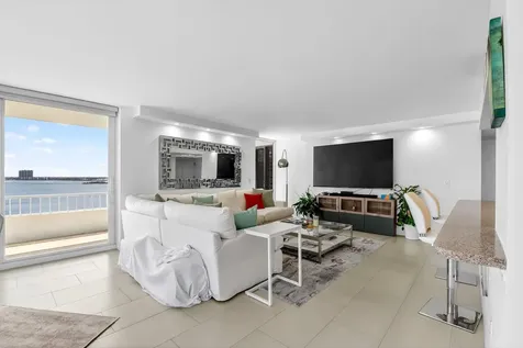 5540 N Ocean Drive Singer Island FL 33404