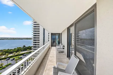 5540 N Ocean Drive Singer Island FL 33404