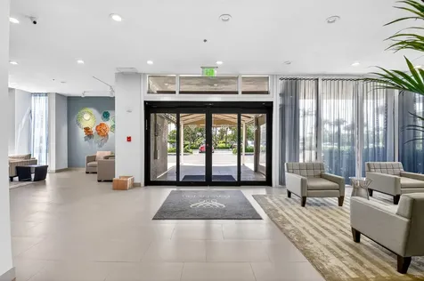 5540 N Ocean Drive Singer Island FL 33404