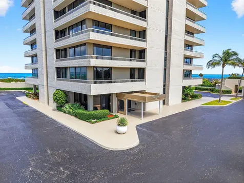 5540 N Ocean Drive Singer Island FL 33404