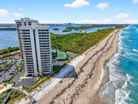5540 N Ocean Drive Singer Island FL 33404