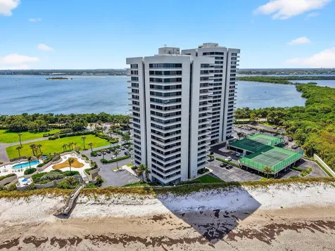 5540 N Ocean Drive Singer Island FL 33404