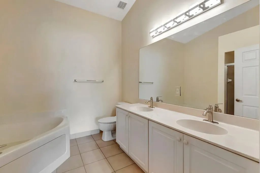 2484 N Coral Trace Circle Delray Beach FL 33445