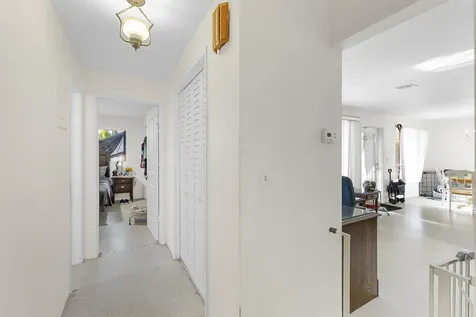 4030 NE 16th Terrace Oakland Park FL 33334