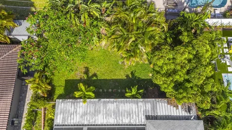 4030 NE 16th Terrace Oakland Park FL 33334