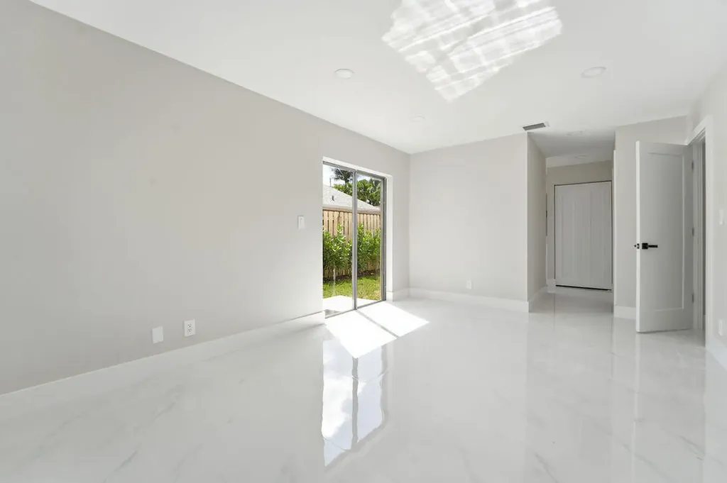 875 NW 22nd Avenue Delray Beach FL 33445