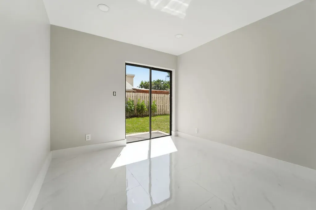 875 NW 22nd Avenue Delray Beach FL 33445
