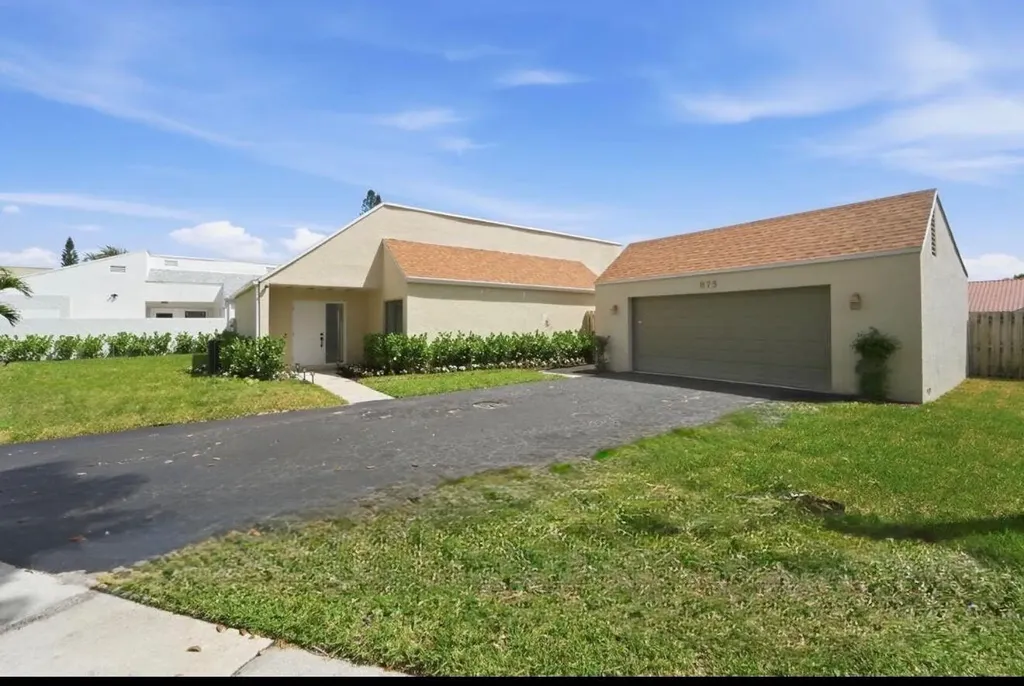 875 NW 22nd Avenue Delray Beach FL 33445