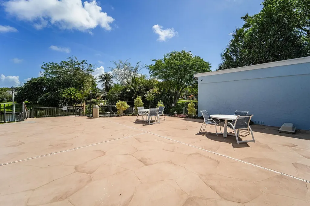 875 NW 22nd Avenue Delray Beach FL 33445
