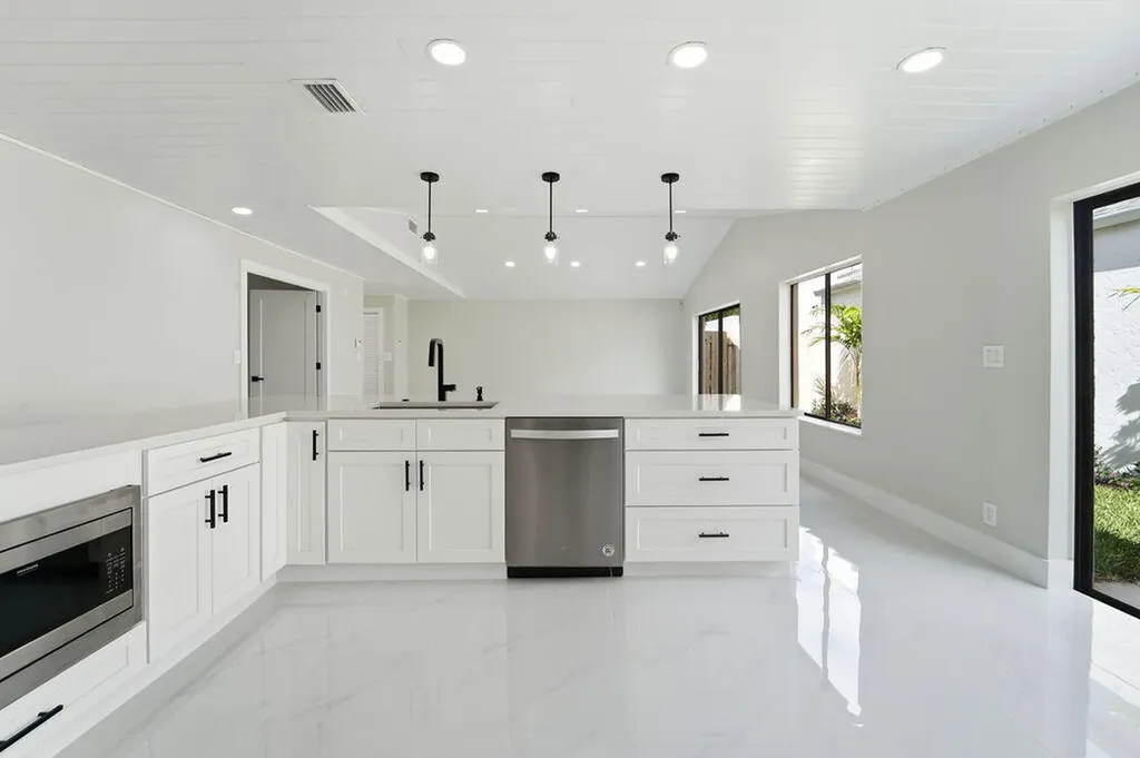 875 NW 22nd Avenue Delray Beach FL 33445