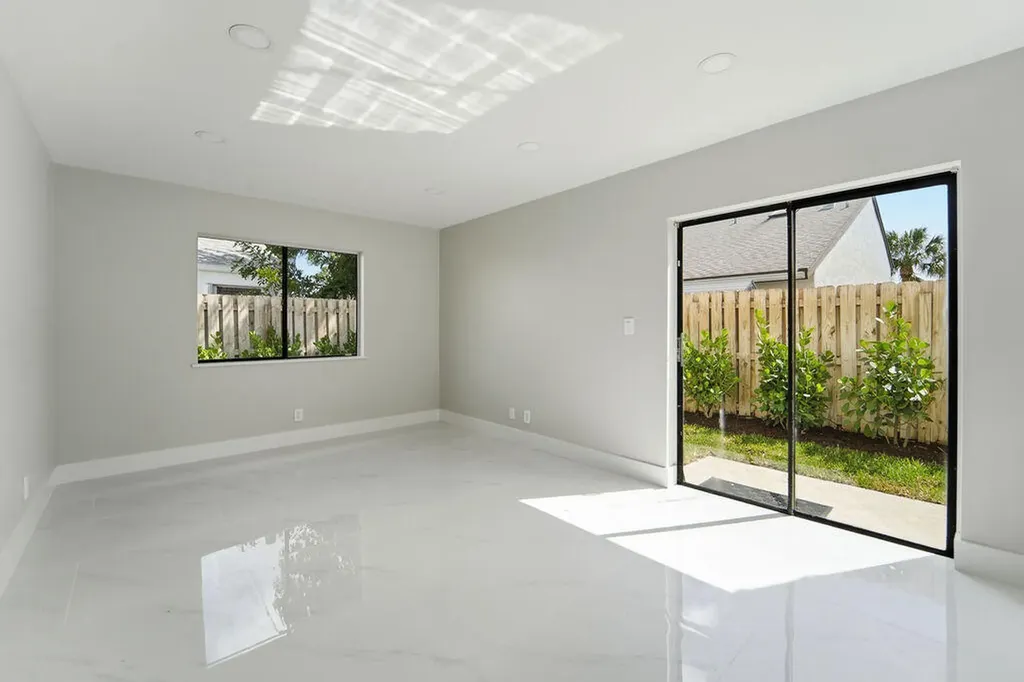 875 NW 22nd Avenue Delray Beach FL 33445