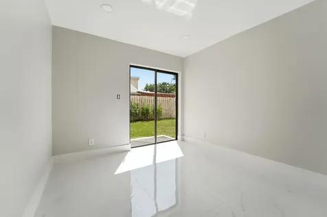 875 NW 22nd Avenue Delray Beach FL 33445