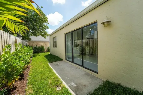 875 NW 22nd Avenue Delray Beach FL 33445