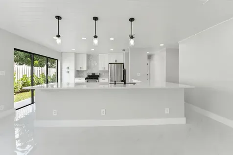 875 NW 22nd Avenue Delray Beach FL 33445