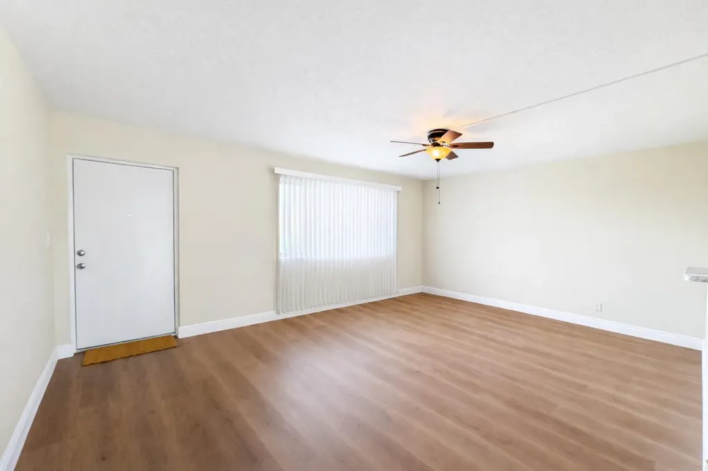 700 Village Green Court Palm Springs FL 33461