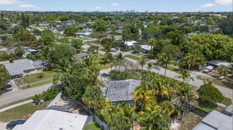 5265 NE 15th Avenue Pompano Beach FL 33064