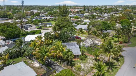5265 NE 15th Avenue Pompano Beach FL 33064