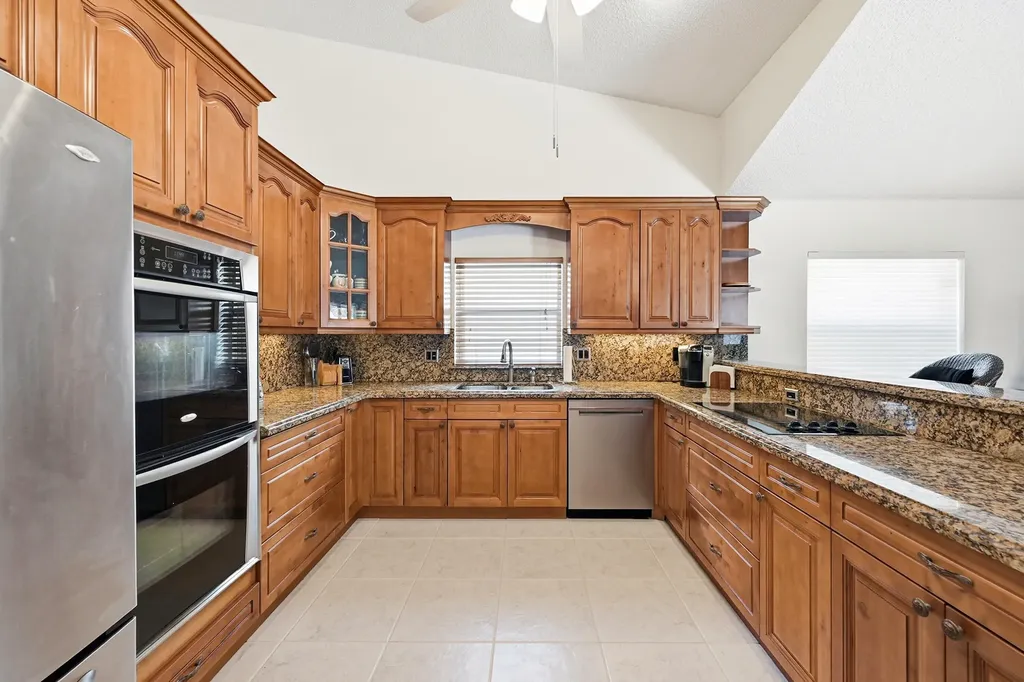 12469 SW 1st Street Coral Springs FL 33071
