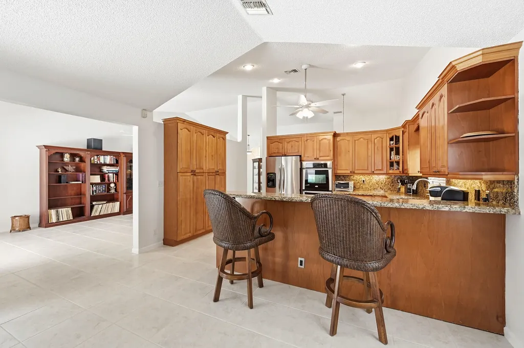 12469 SW 1st Street Coral Springs FL 33071