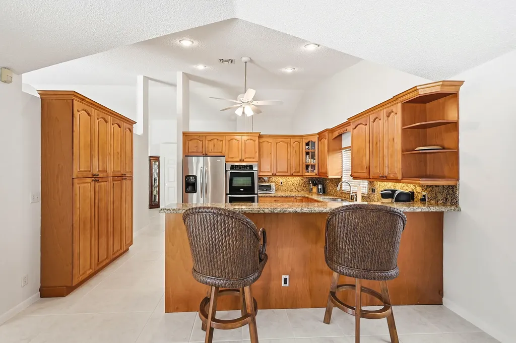 12469 SW 1st Street Coral Springs FL 33071