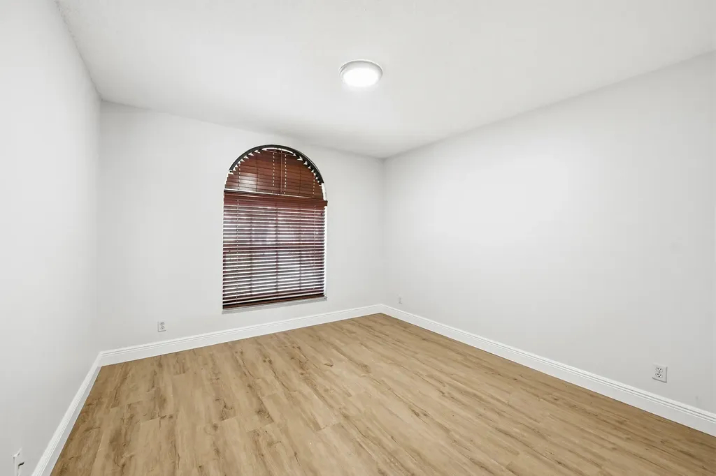 12469 SW 1st Street Coral Springs FL 33071