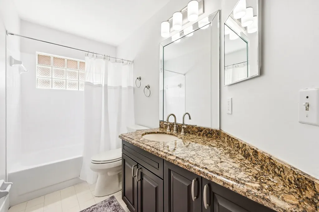 12469 SW 1st Street Coral Springs FL 33071