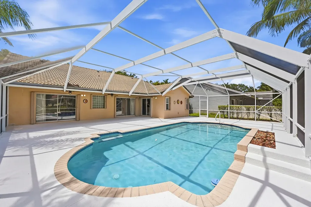 12469 SW 1st Street Coral Springs FL 33071