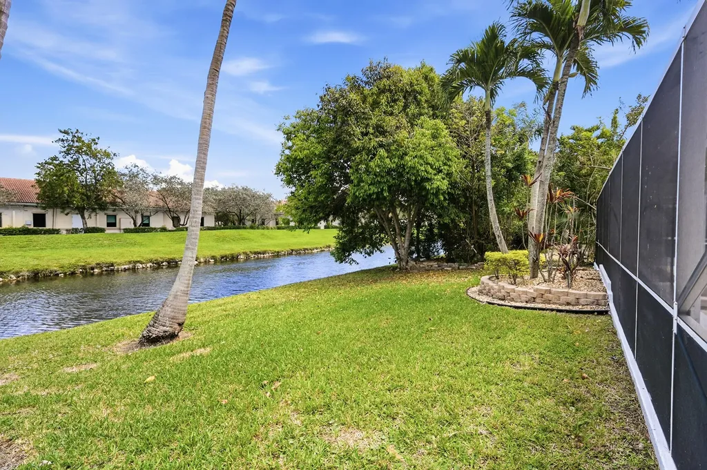 12469 SW 1st Street Coral Springs FL 33071