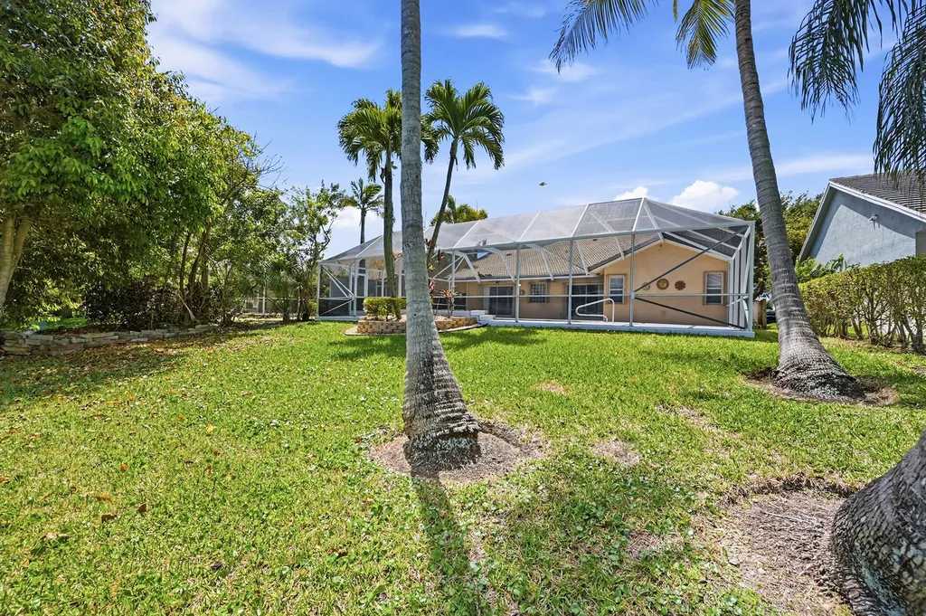 12469 SW 1st Street Coral Springs FL 33071