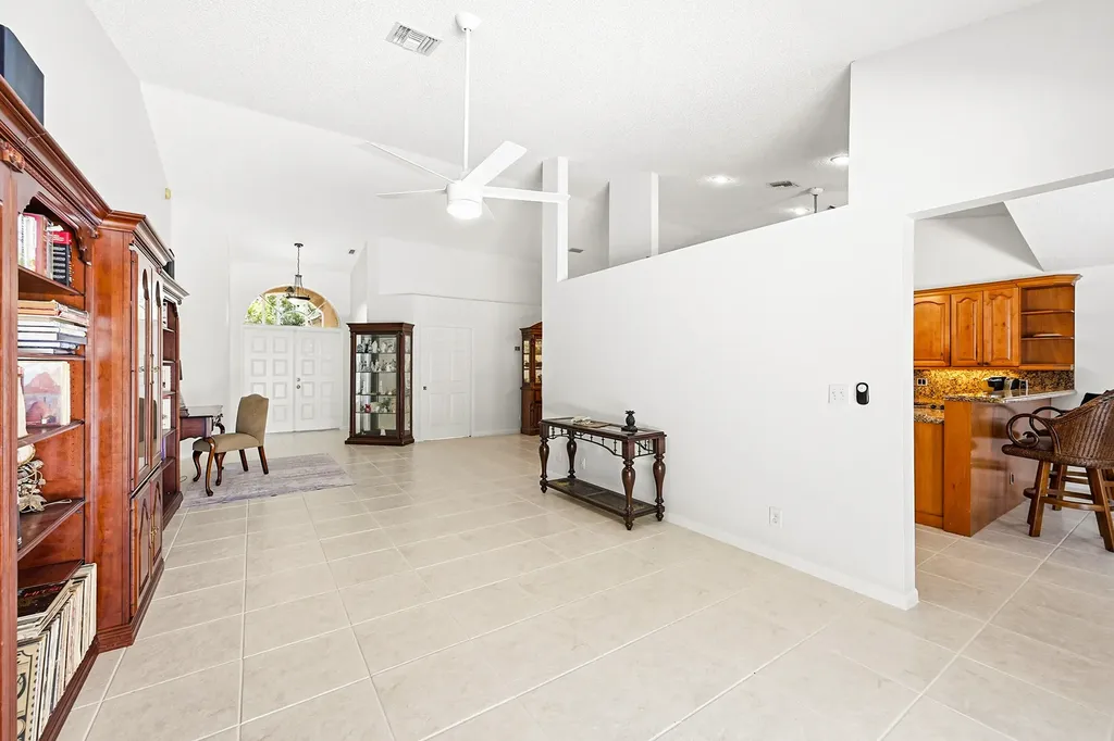 12469 SW 1st Street Coral Springs FL 33071