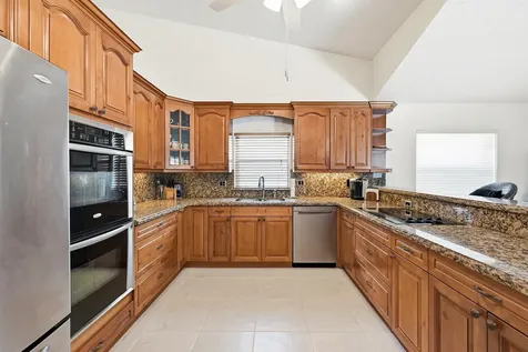 12469 SW 1st Street Coral Springs FL 33071