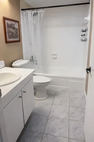 2001 Woolbright Road Boynton Beach FL 33426