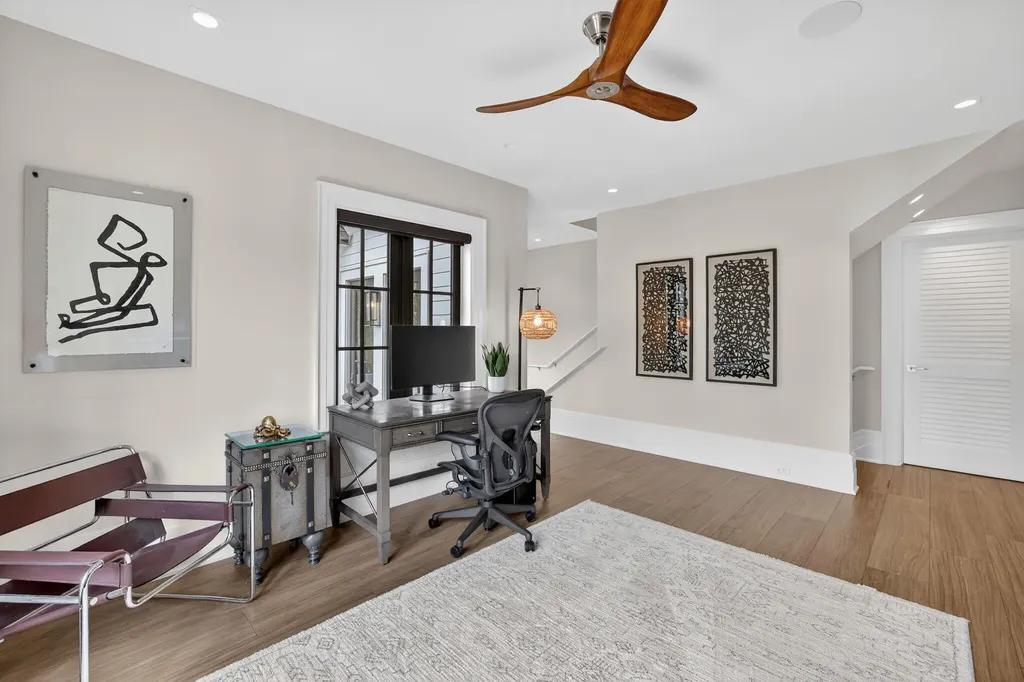 400 Mola Avenue Fort Lauderdale FL 33301