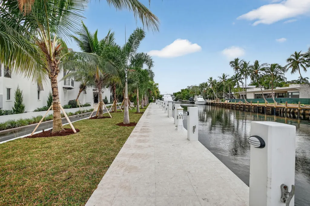 400 Mola Avenue Fort Lauderdale FL 33301