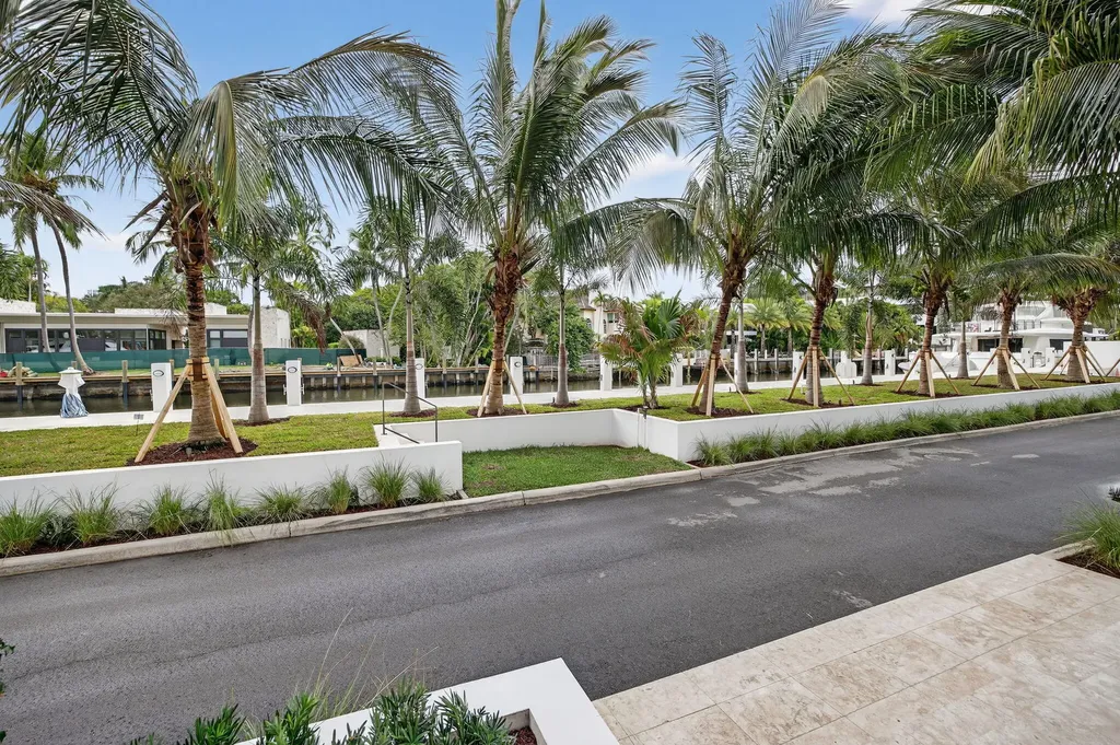 400 Mola Avenue Fort Lauderdale FL 33301