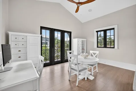 400 Mola Avenue Fort Lauderdale FL 33301