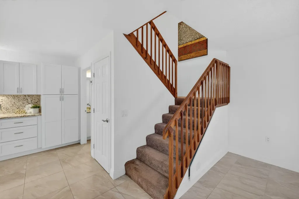 9101 SW 19th Place Davie FL 33324