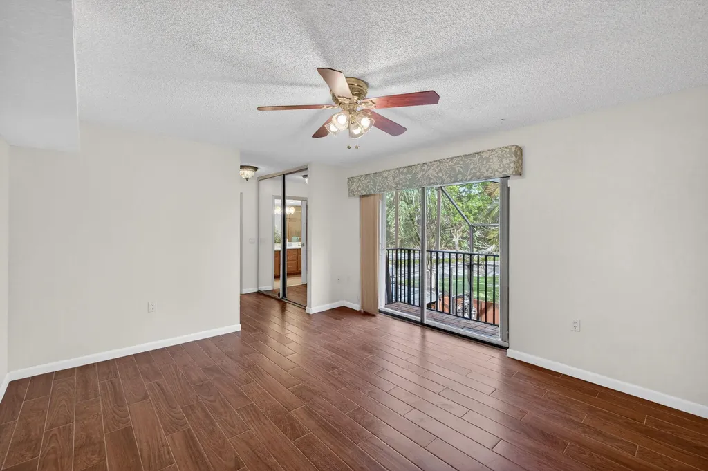 9101 SW 19th Place Davie FL 33324