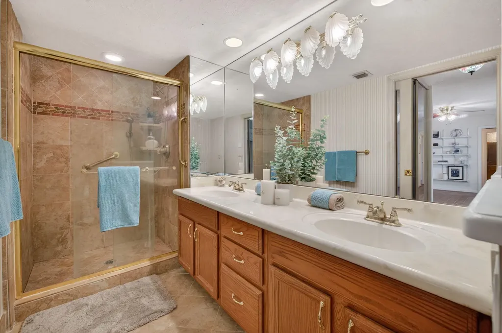 9101 SW 19th Place Davie FL 33324