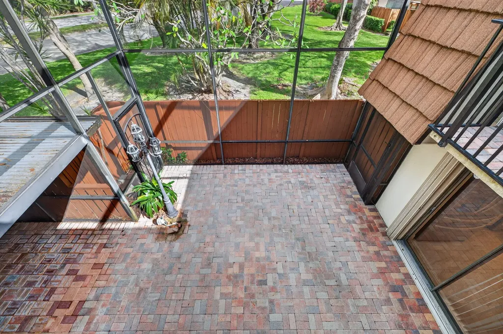 9101 SW 19th Place Davie FL 33324
