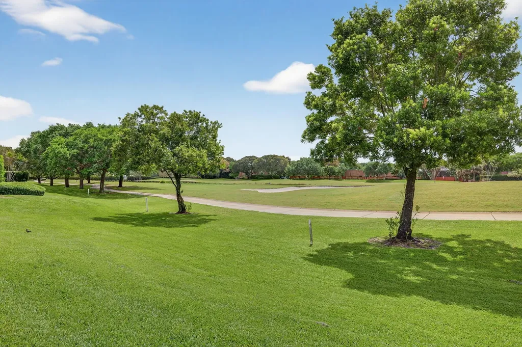 9101 SW 19th Place Davie FL 33324