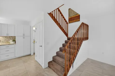 9101 SW 19th Place Davie FL 33324